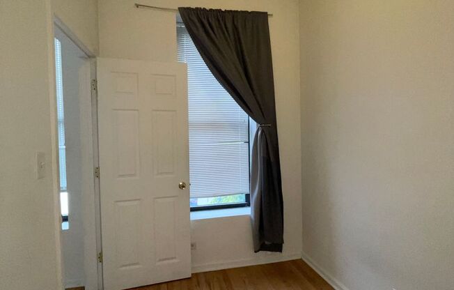 1 bed, 1 bath, $1,500, Unit 2F