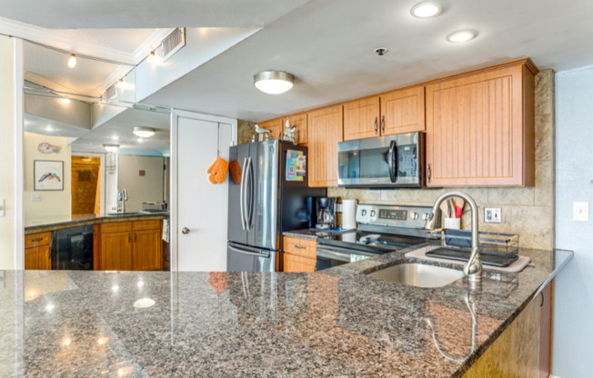 1605 S OCEAN BLVD