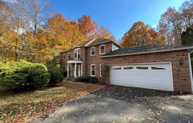 Spectacular 3 Bed 3.5 Bath Brick Home in Scenic Riverview Estates