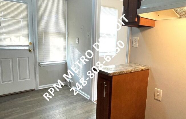 2 beds, 1 bath, $1,150, Unit (OM)