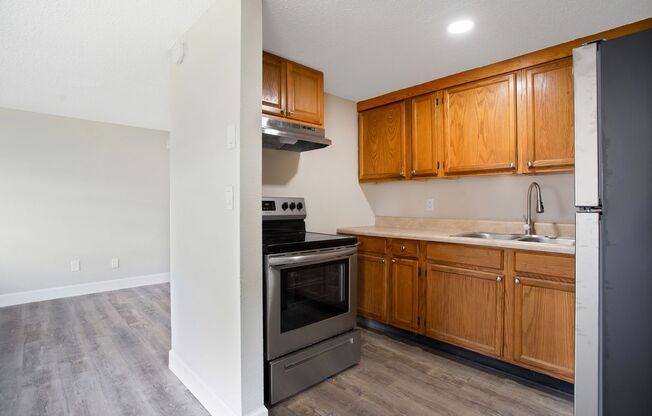 2 beds, 1 bath, 624 sqft, $1,499, Unit Ren905.5