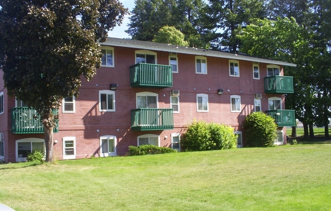 1 bed, 1 bath, 350 sqft, $855, Unit 0D14