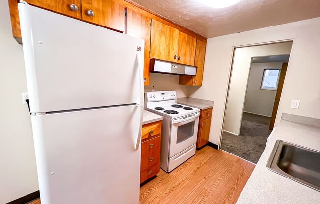 3 beds, 2 baths, 1,390 sqft, $3,095, Unit 401