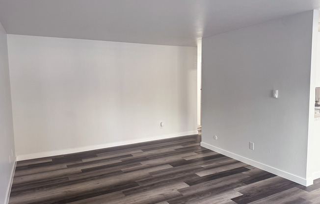 1 bed, 1 bath, 605 sqft, $1,495, Unit Unit 13