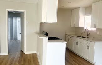 2313 West Valencia Dr