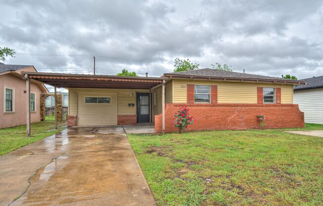 Charming Home in OKC + 4 bedrooms