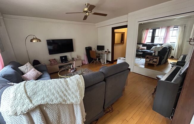 1 bed, 1 bath, $995, Unit 57