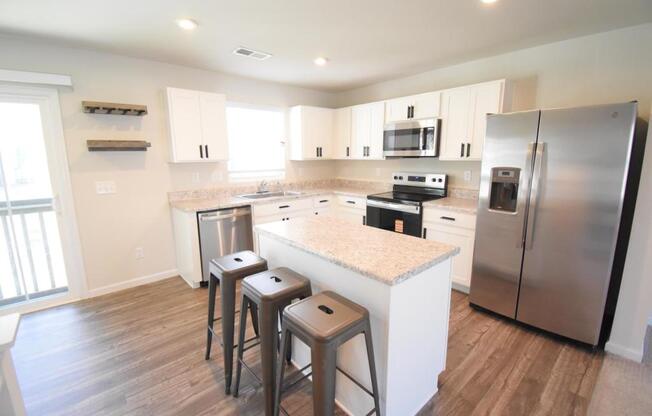 2611 MCCURDY TRL