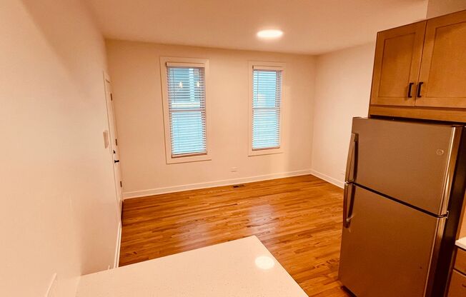 1 bed, 1 bath, 650 sqft, $2,000