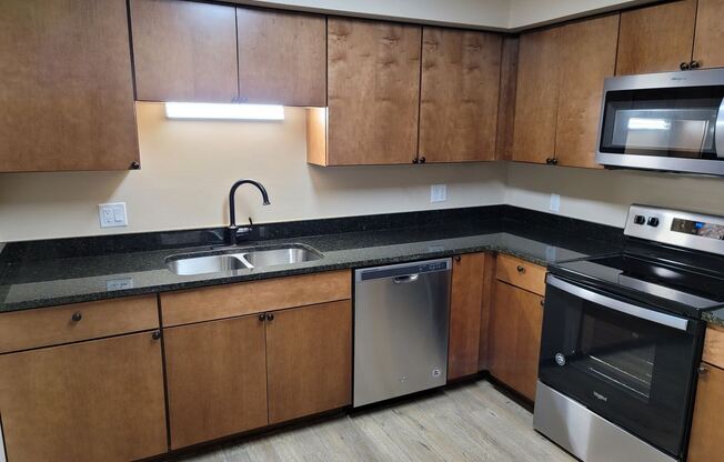 Jackson Square LLC 535 s. 37th St