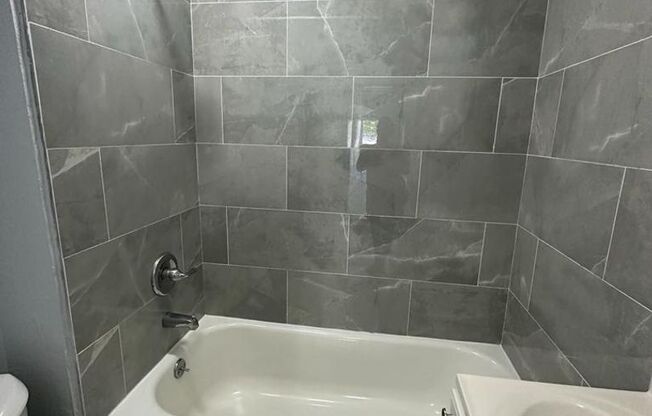 Fully renovated 2/1 single family residence available for immediate rent!