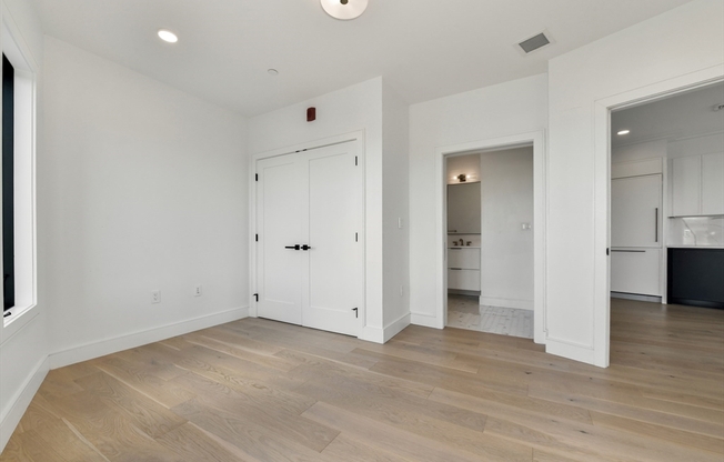 1 bed, 1 bath, 710 sqft, $3,000, Unit 401