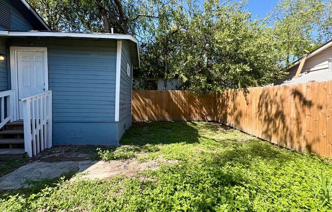 Fall Special: Remodeled 3/2 Home for Just $1,099!