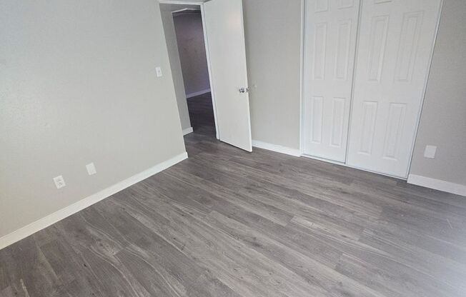 2 beds, 1 bath, 850 sqft, $1,195, Unit 18