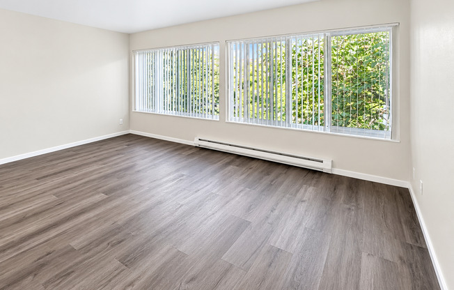 1 bed, 1 bath, 586 sqft, $1,745, Unit 402