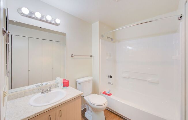 2 beds, 2 baths, 1,022 sqft, $2,605, Unit C 402