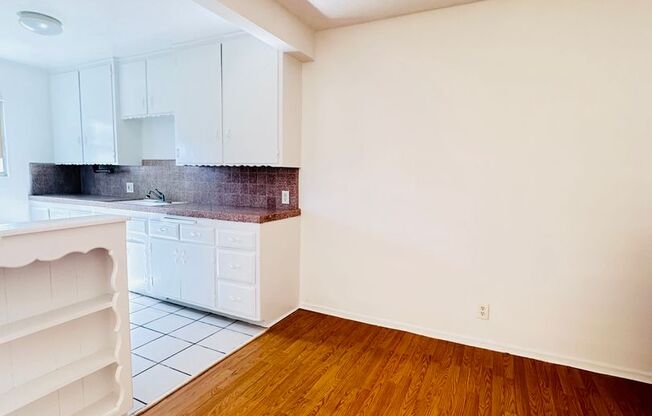 917 Centinela Ave