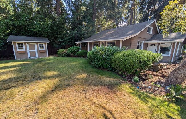 10121 Lake Steilacoom Dr, Lakewood, WA 98498