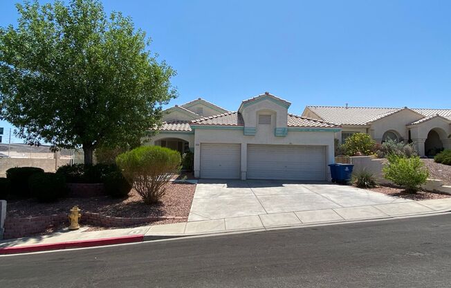 4 bed/3 bath home located in Henderson