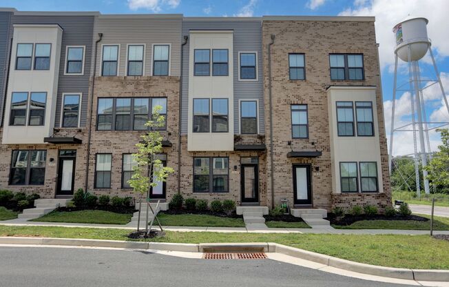 Luxury 4-Story Townhome with Rooftop Terrace!