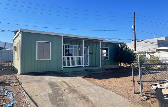 6 Idaho Way - Henderson Living - 3 Bedroom 1 Bath Spacious Yard