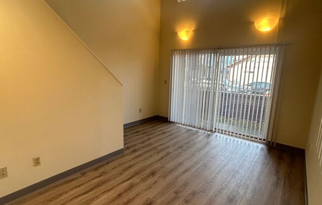 1 bed, 1 bath, $1,295, Unit 118