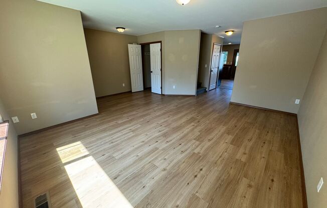 715 E 7th Ave.