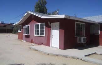 Two Bedroom Duplex in Downtown 29 Palms!