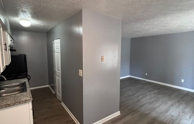 1 bed, 1 bath, 550 sqft, $690