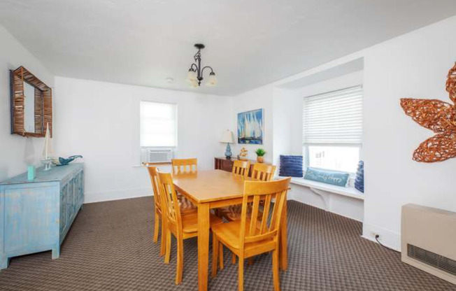 18 HIGHLAND AVE