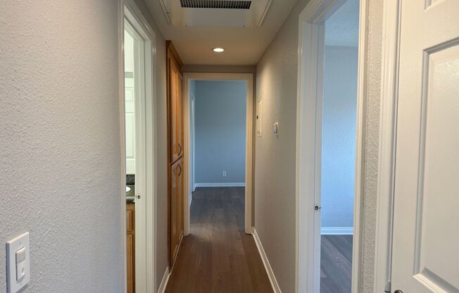 2 beds, 2 baths, 850 sqft, $2,835, Unit 837-11