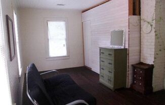 1216 Briar Rd.