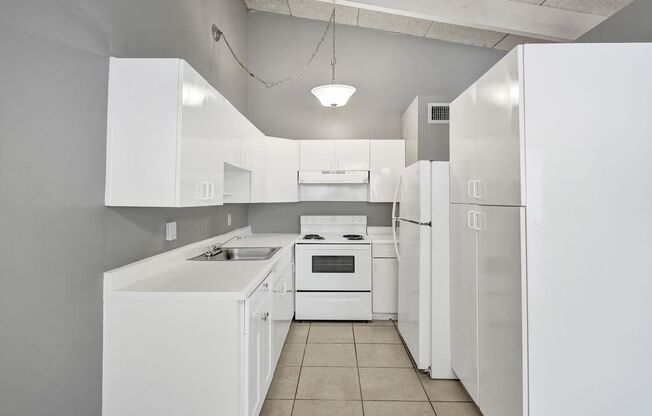1 bed, 1 bath, 675 sqft, $1,550, Unit 112-3251