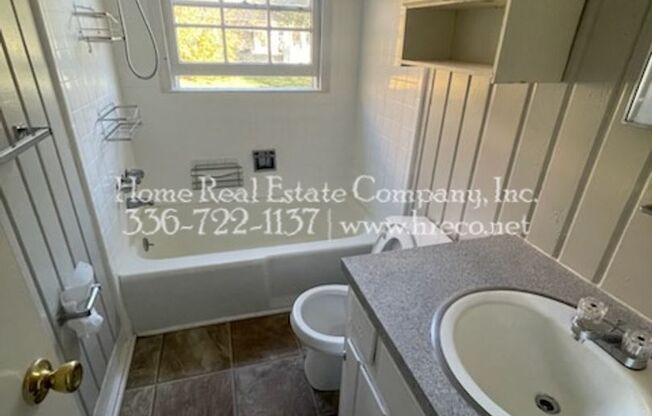 3 beds, 1 bath, $1,195