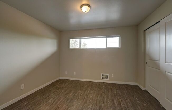 1 bed, 1 bath, 324 sqft, $1,463, Unit 11