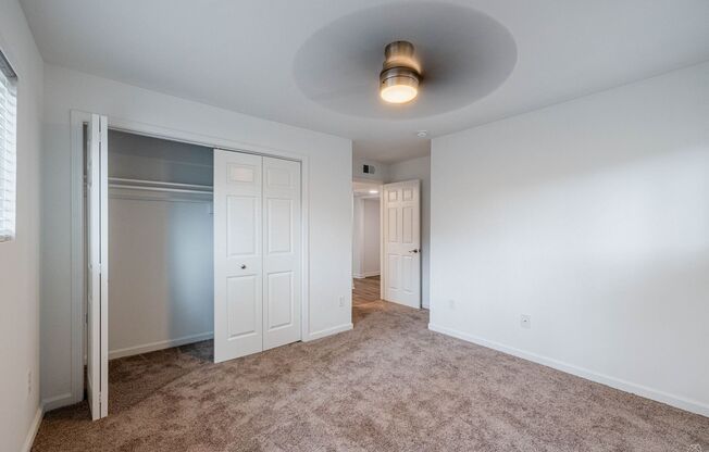 3 beds, 2 baths, 1,200 sqft, $1,995, Unit 2290-03