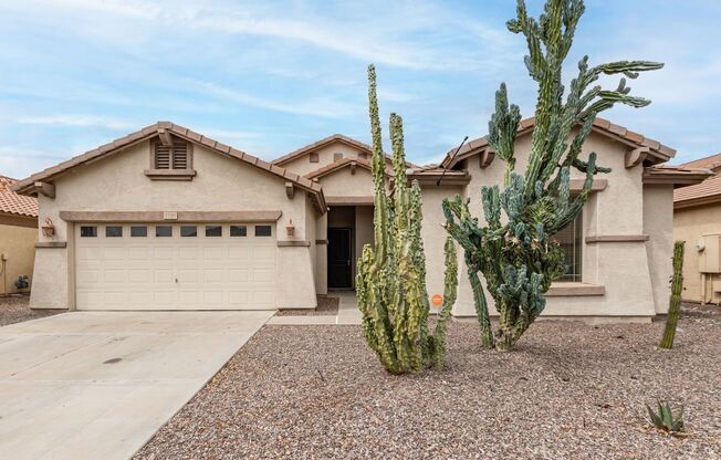 Gorgeous Chandler home with pool!