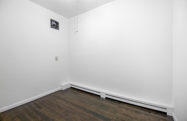 311 6 AVE