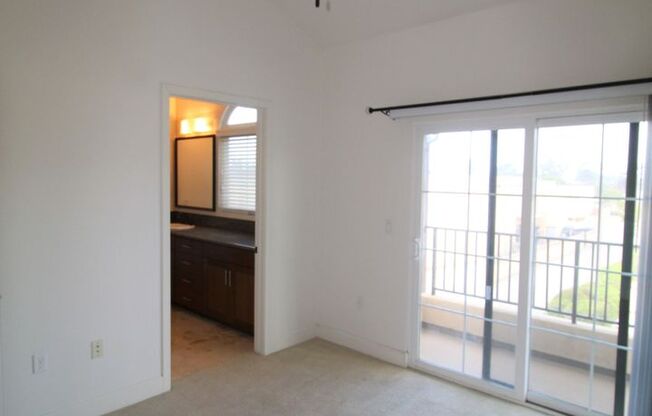 2 beds, 2.5 baths, $2,900