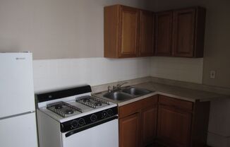 1 bed, 1 bath, $825, Unit 3