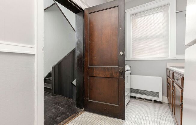 1 bed, 1 bath, 900 sqft, $950, Unit #30