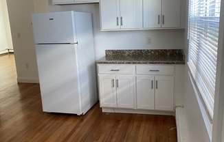 2 beds, 1 bath, 999 sqft, $2,400, Unit 1