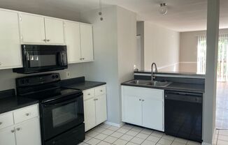 2 beds, 1 bath, $1,050