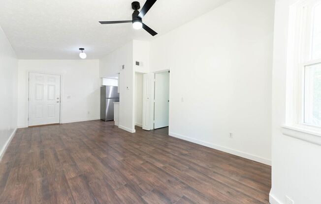 1 bed, 1 bath, 600 sqft, $1,020, Unit 23