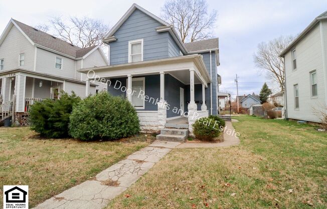 1030 Columbia Triplex