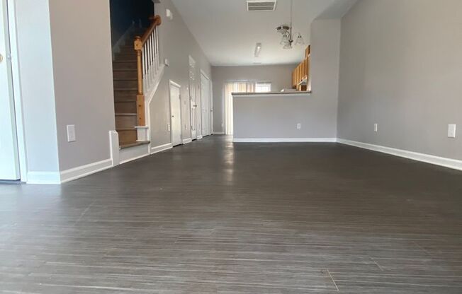 Charming 2 Bed, 2.5 Bath Townhouse in North Raleigh – Prime Location Near Capital Blvd!