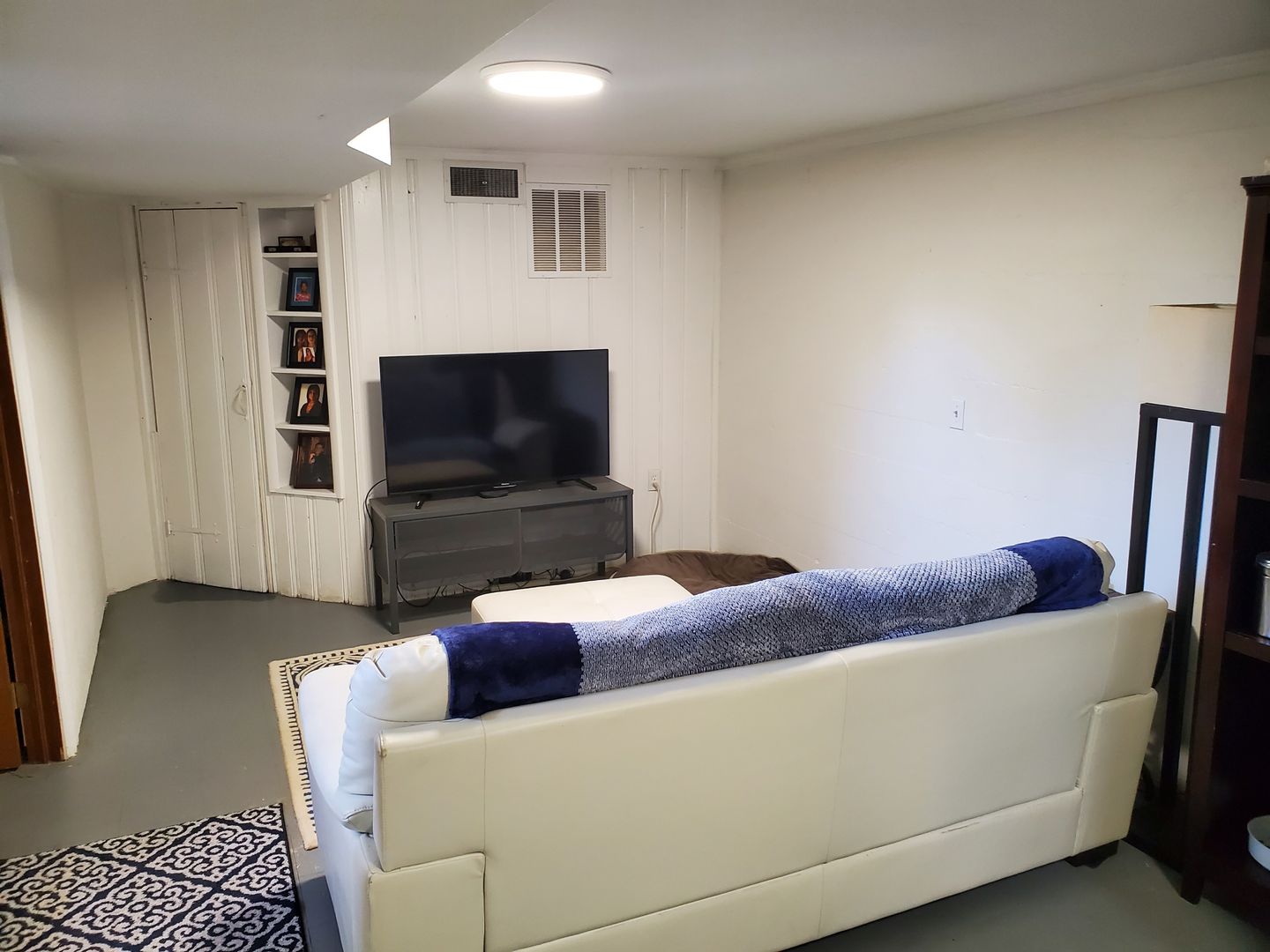 Charming One Bedroom Unit for Rent on E. Uintah Street