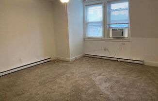 1 bed, 1 bath, 700 sqft, $1,249, Unit 38-5