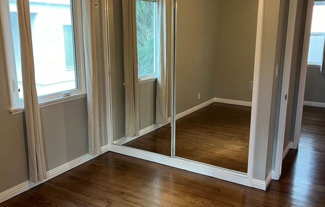 5 beds, 3 baths, $5,500, Unit 456