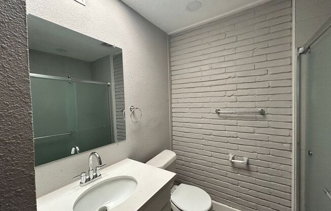 1 bed, 1 bath, 550 sqft, $1,245, Unit 202